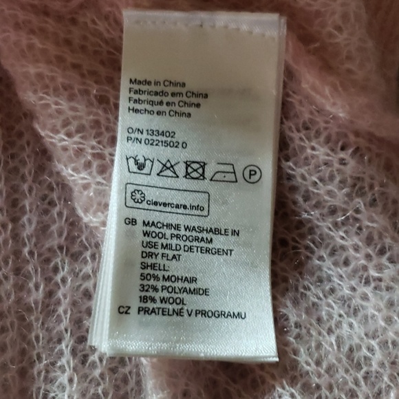 Pink Sweater - Picture 5 of 5